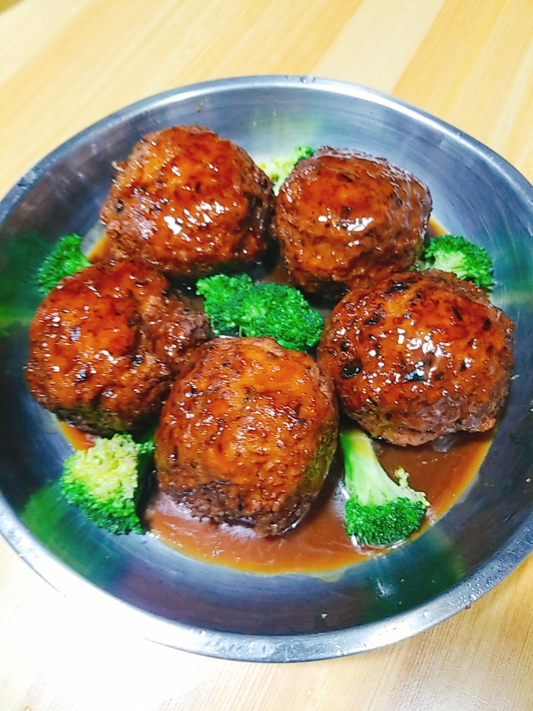红烧狮子头