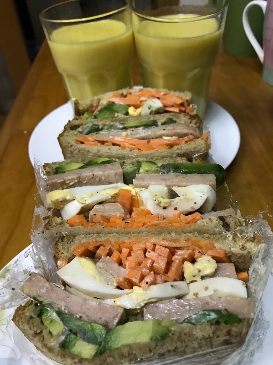 如何做超厚的沼三明治~详细tip！牛油果鸡蛋午餐肉三明治~