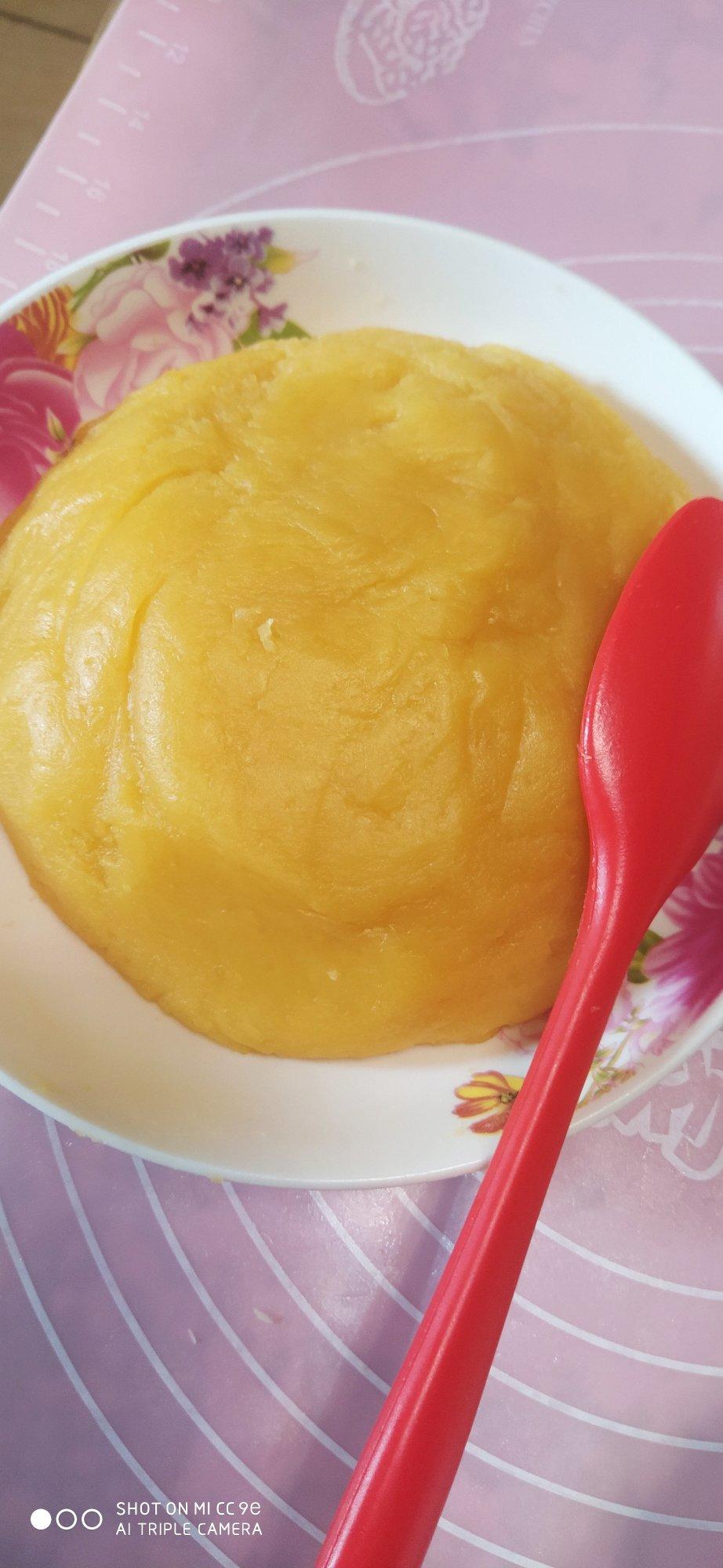 奶黄馅老婆饼（蛋糕店级）！