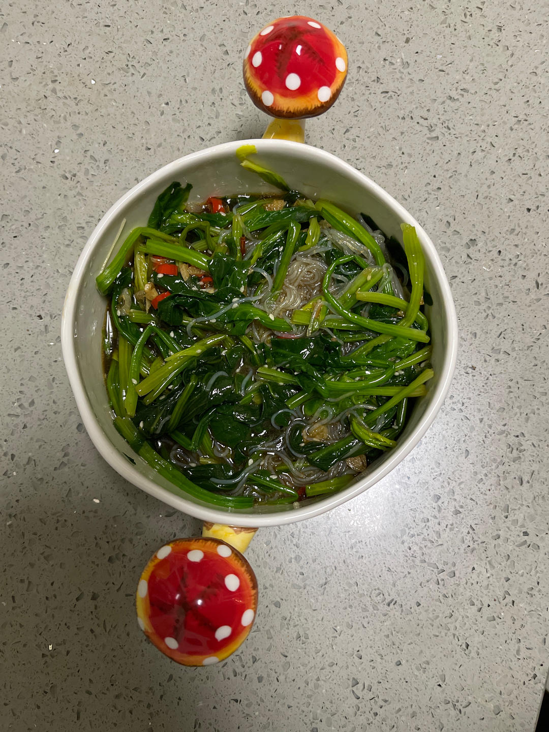 万能凉拌菜料汁（凉拌菠菜粉丝）