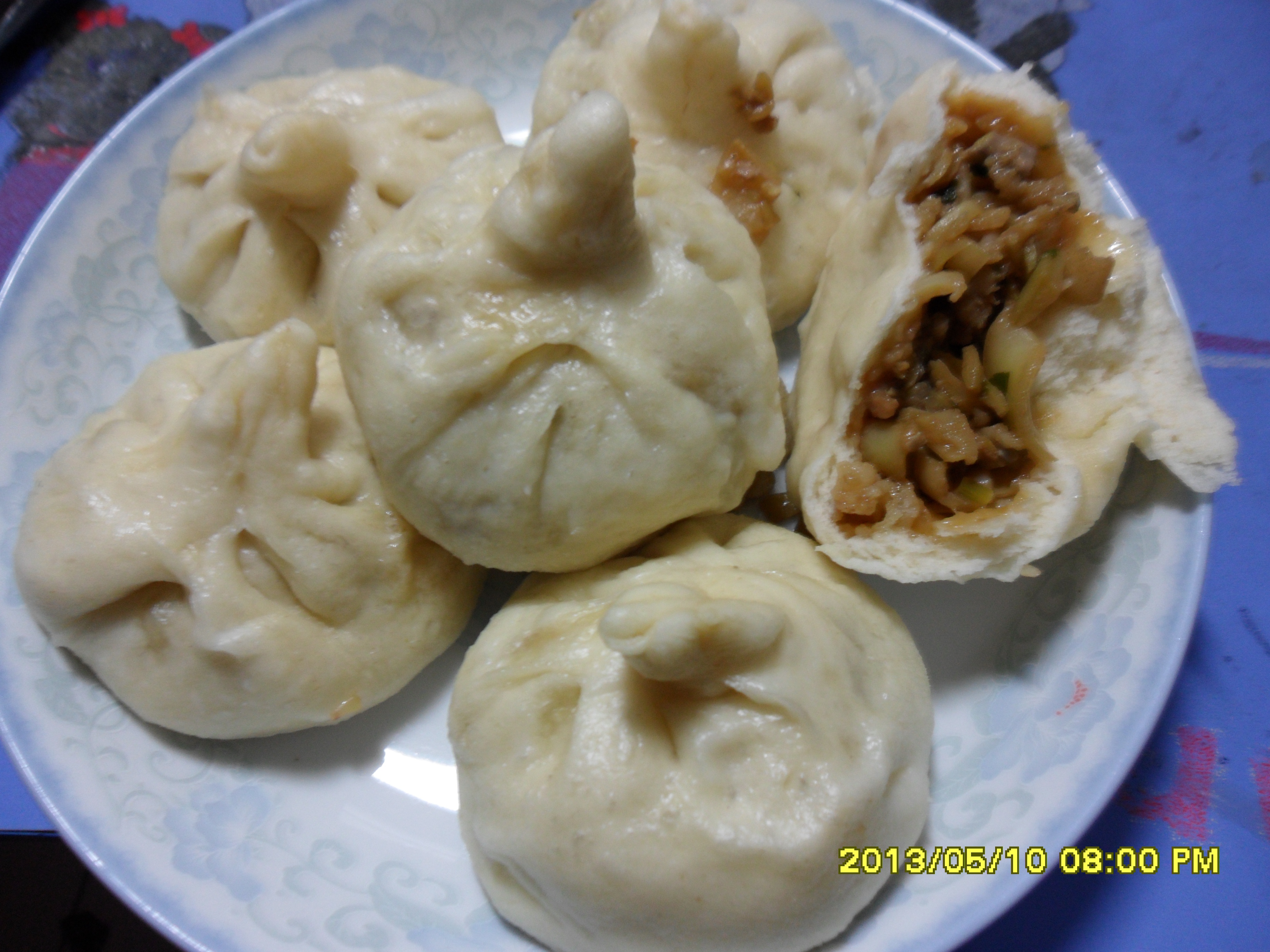 豆角肉丁蒸包