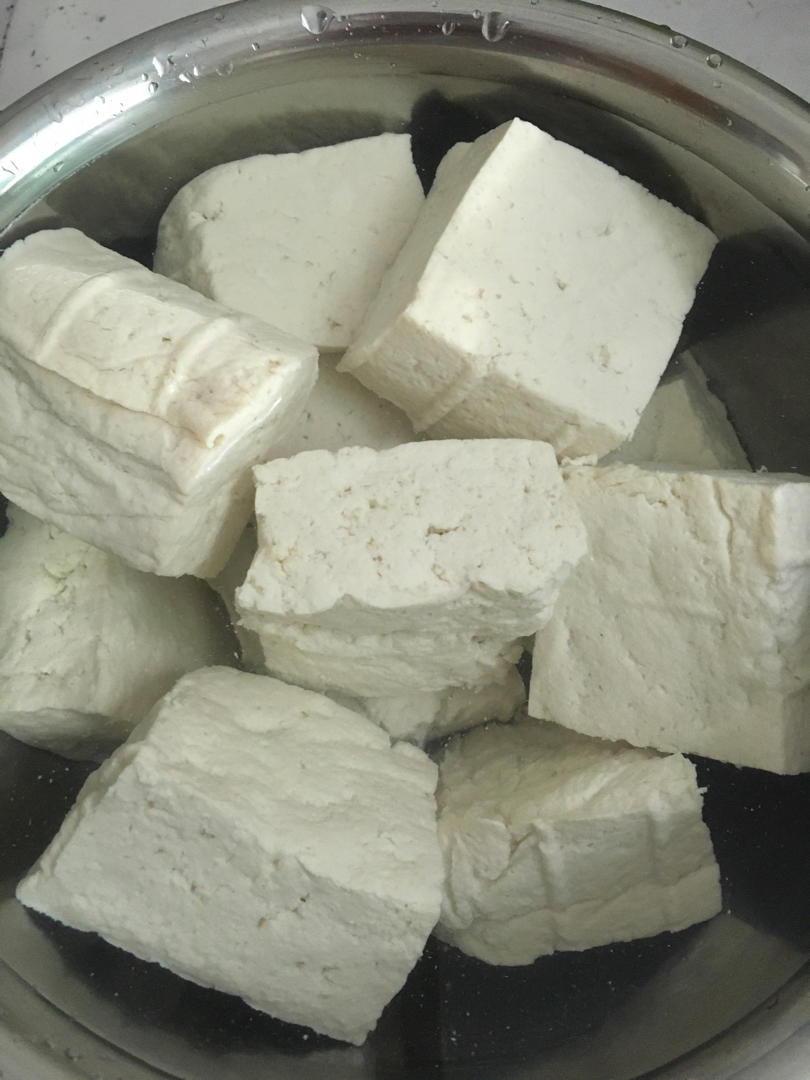 爱吃的喵喵5678做的自制山水豆腐/豆花(传统熟石膏版本)