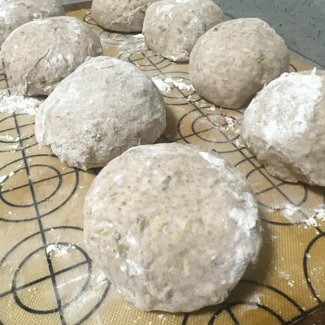 仙气飘飘的春日限定，槐花🌸贝果🥯