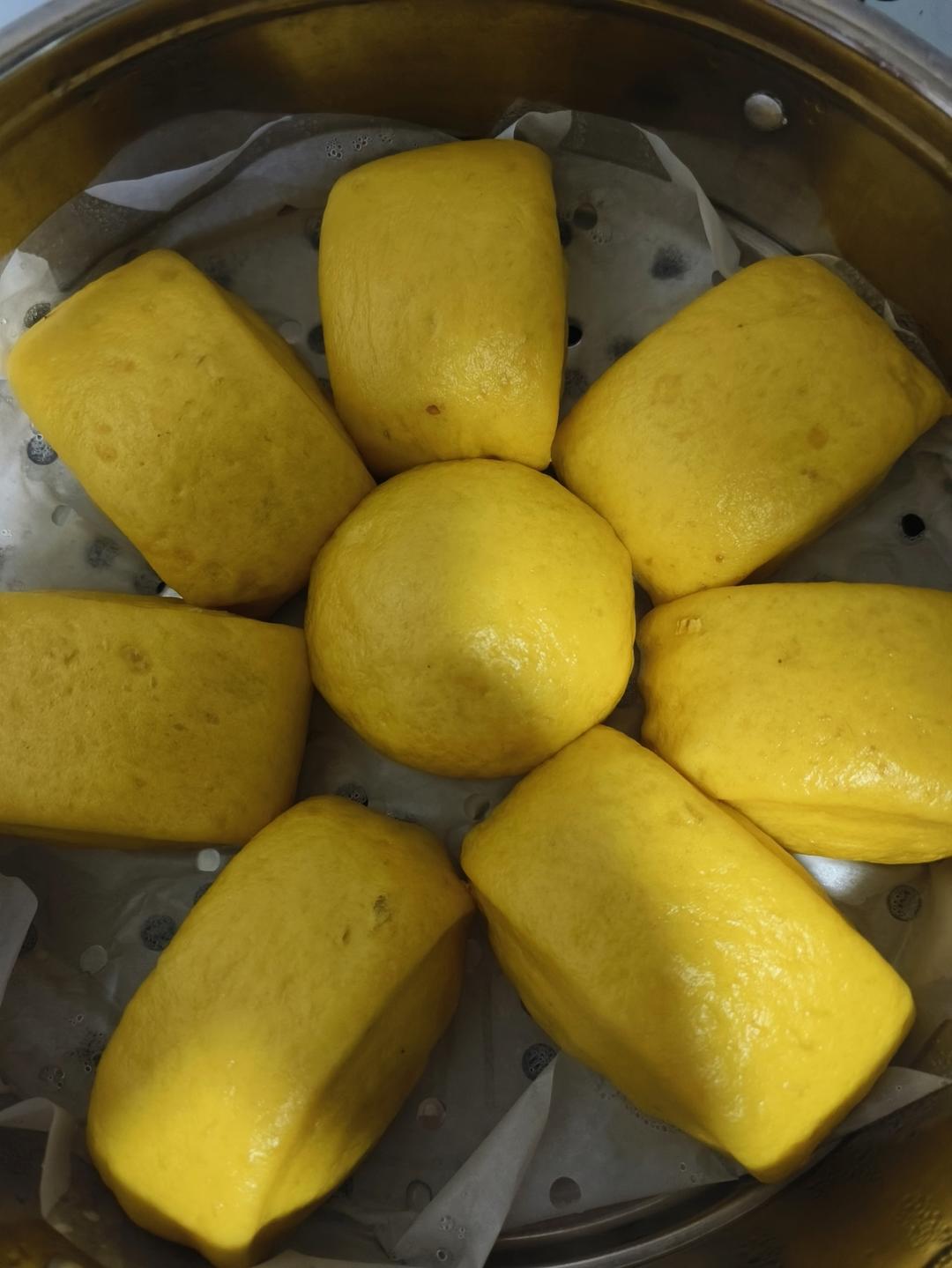 新手也可以--详解如何做出人见人爱、金黄的南瓜馒头