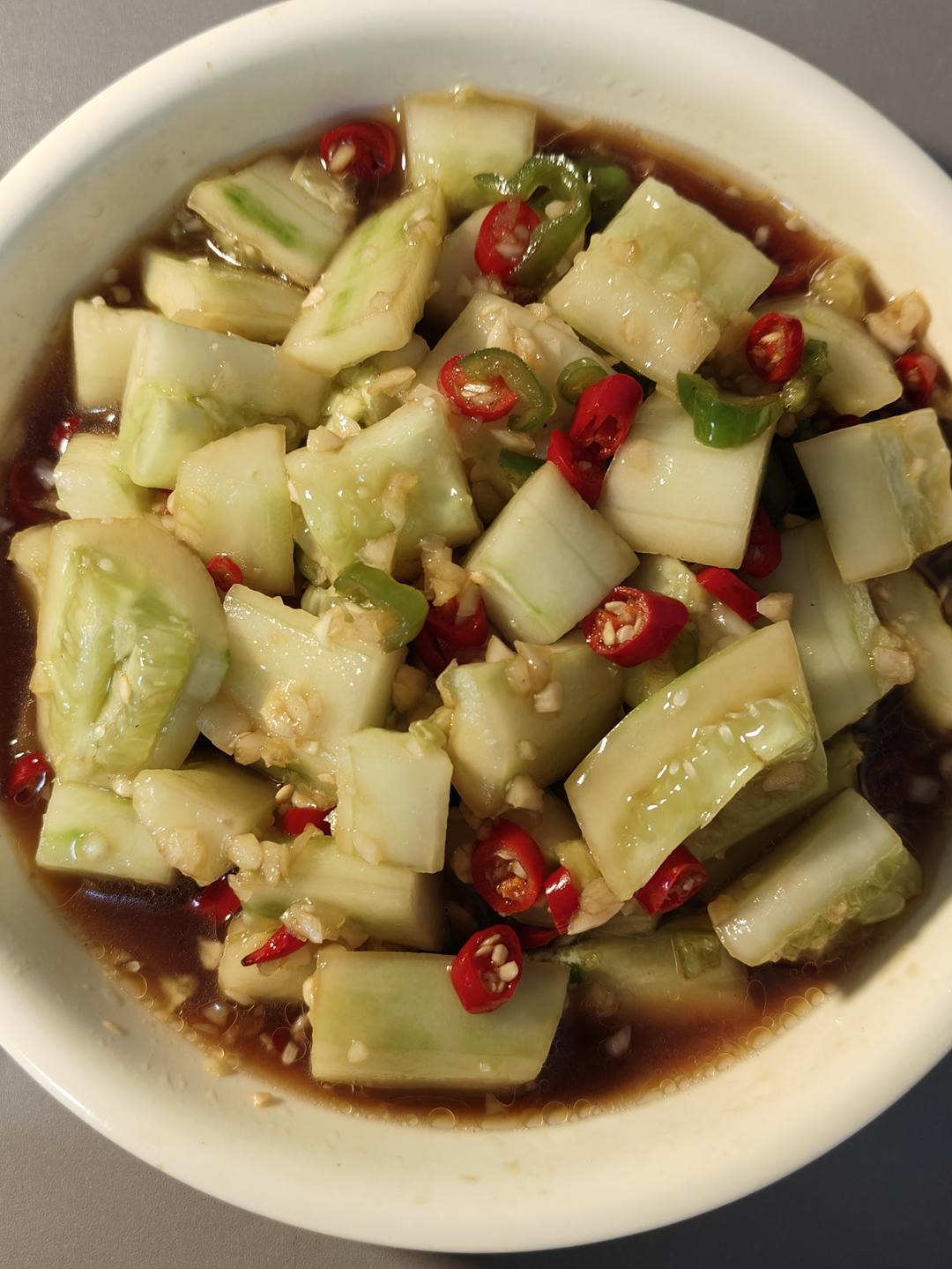 夏日开胃小凉菜“皮蛋拌黄瓜🥒”开胃减脂