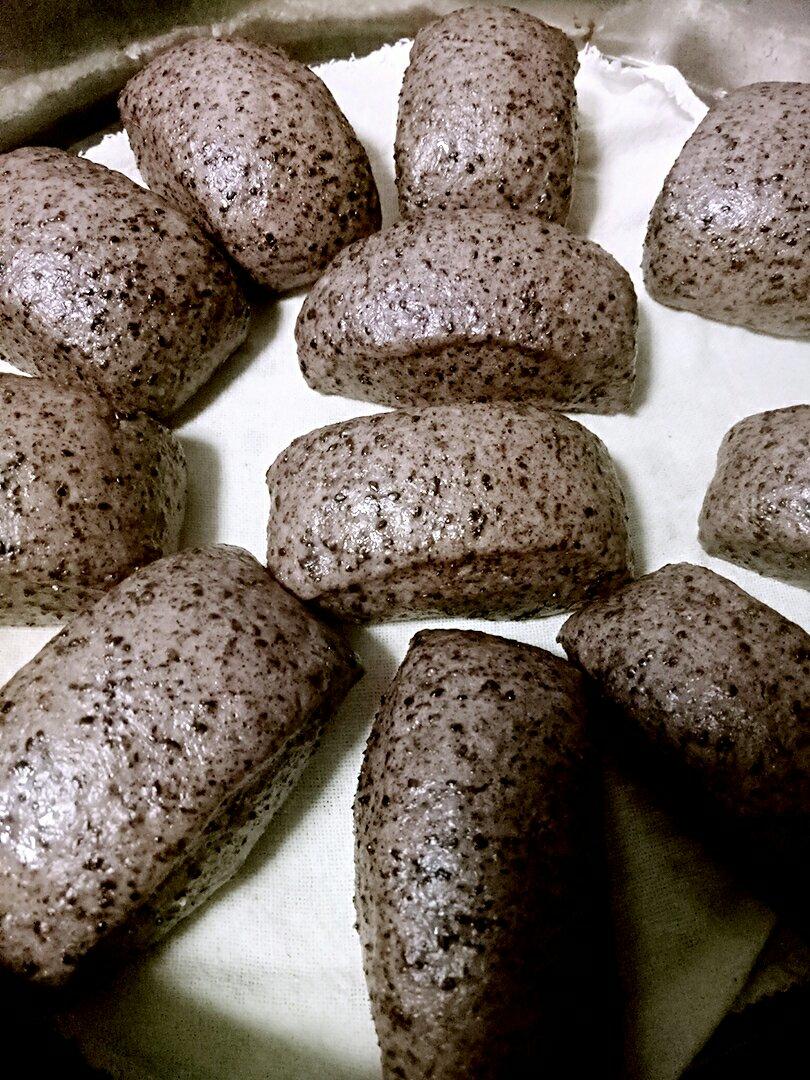 奶香黑芝麻刀切馒头