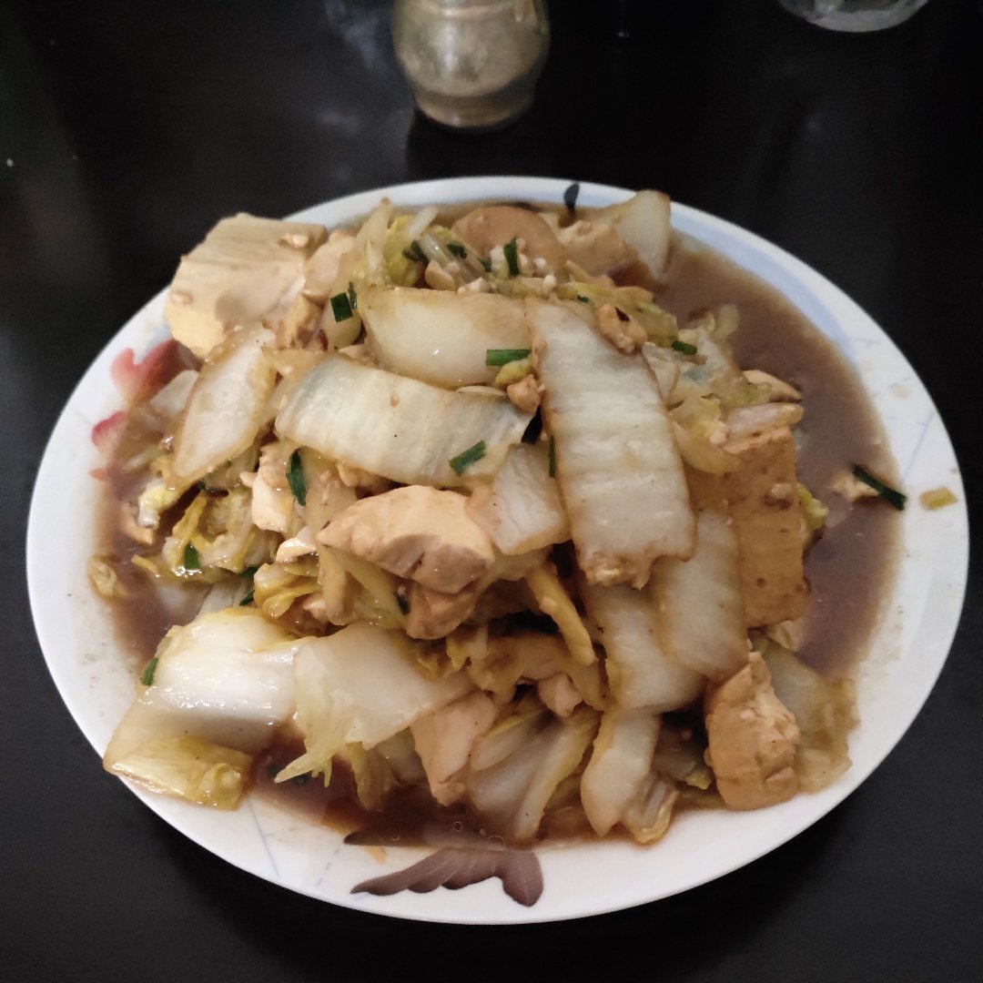 冬季家常菜：白菜炖豆腐