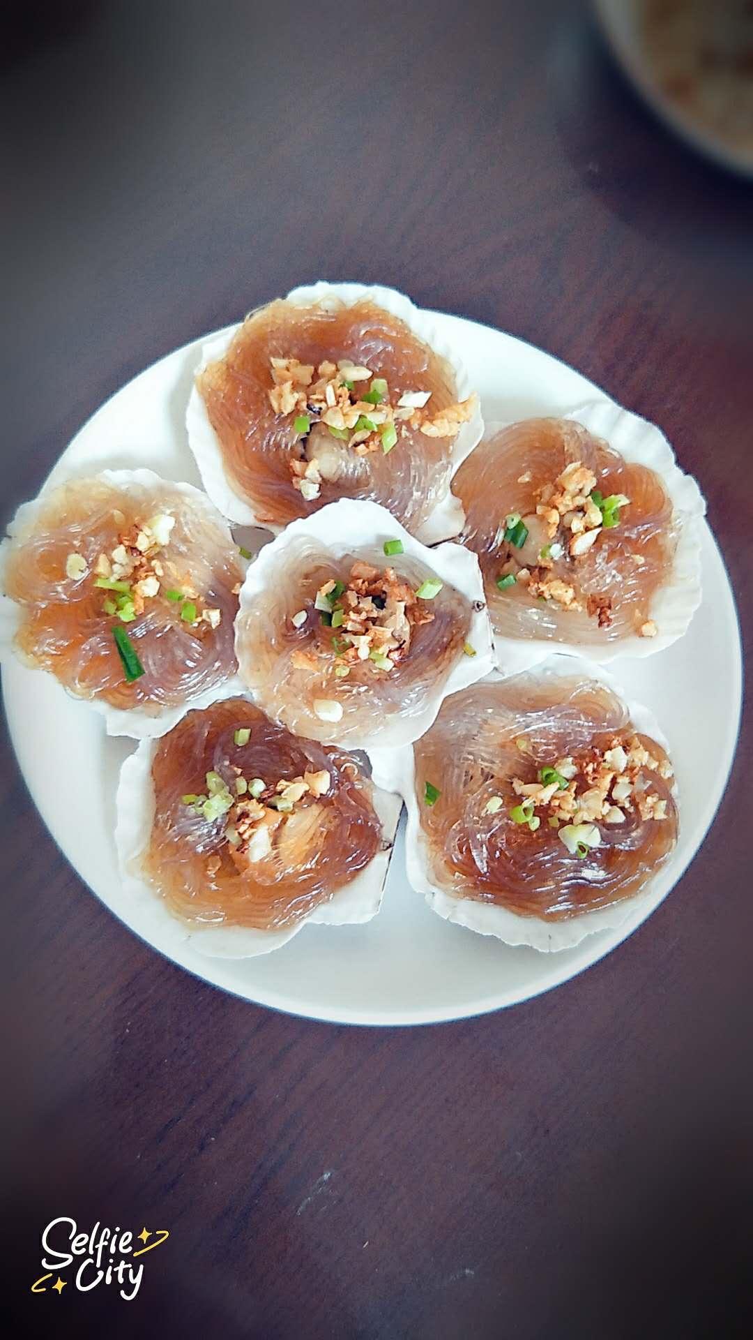 渤海鲜蒜蓉粉丝蒸扇贝