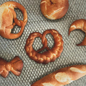 最详细的碱水包 【德国结面包 布雷结面包】有关碱水面包Brezel的一切 Bretzel Brezen Pretzel