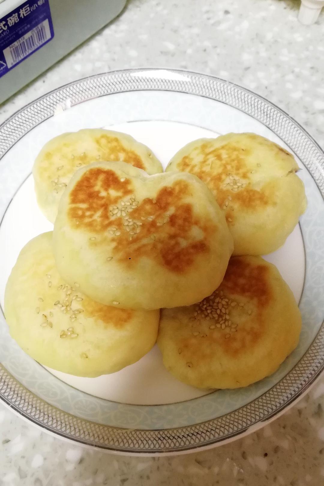 松软牛奶红豆饼