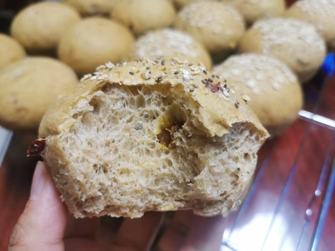 无油无糖纯全麦面包