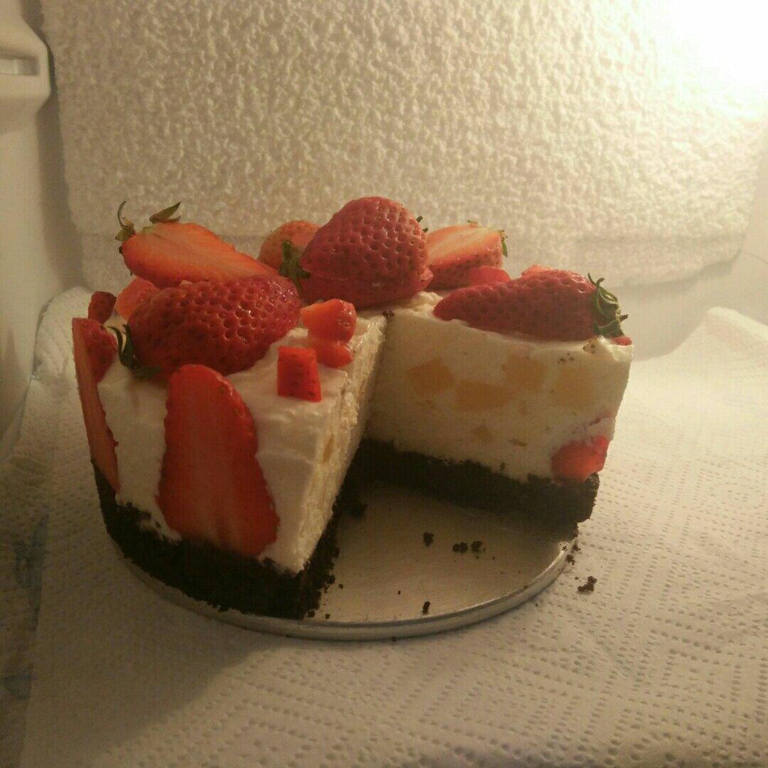 奥利奥草莓酸奶慕斯蛋糕（6寸）