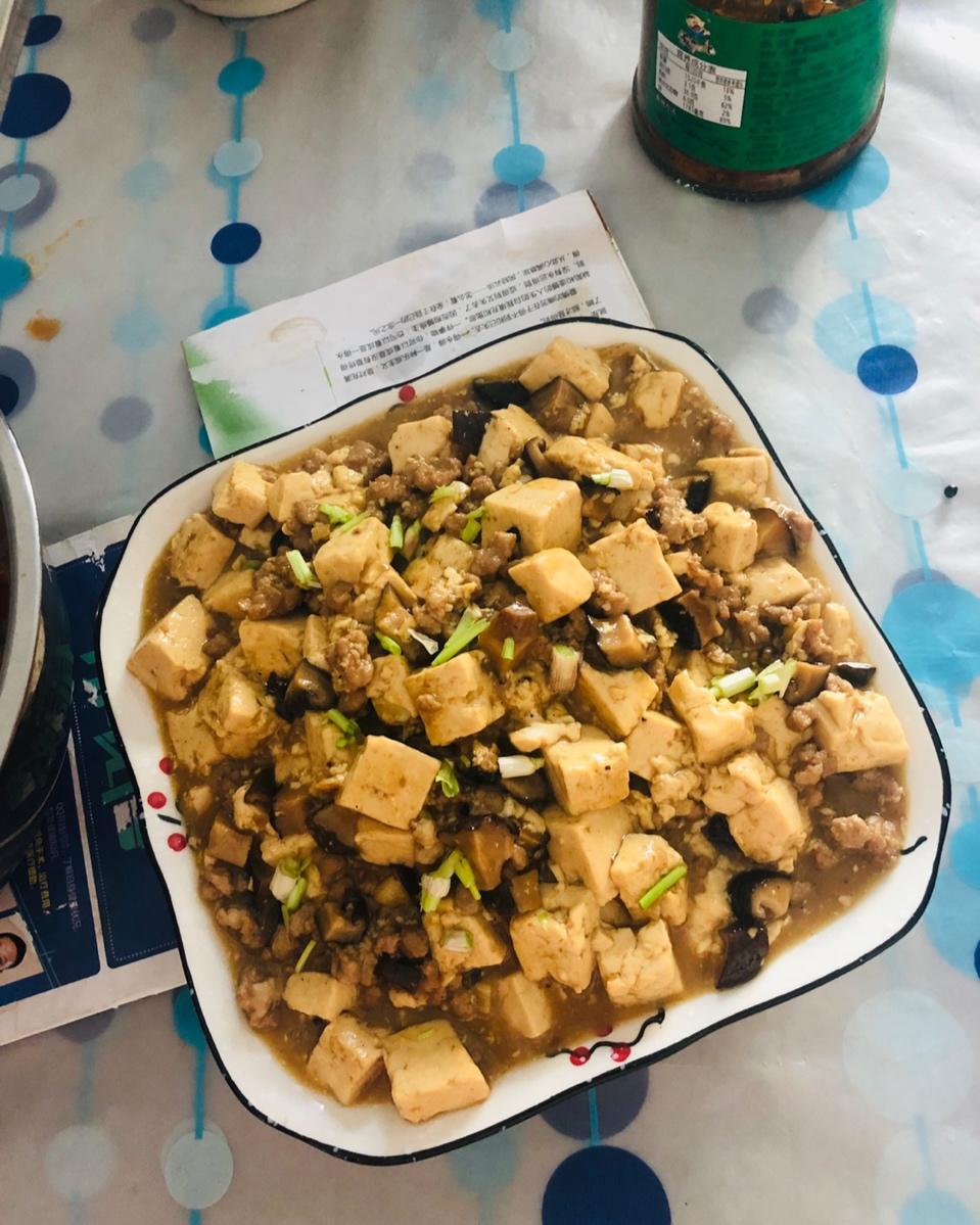 超级下饭的香菇肉沫豆腐