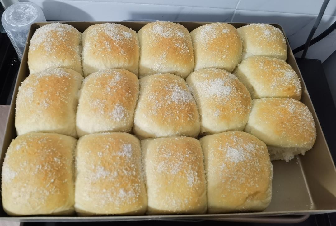 椰浆十字包 Coconut Custard Hot Crossed Bun