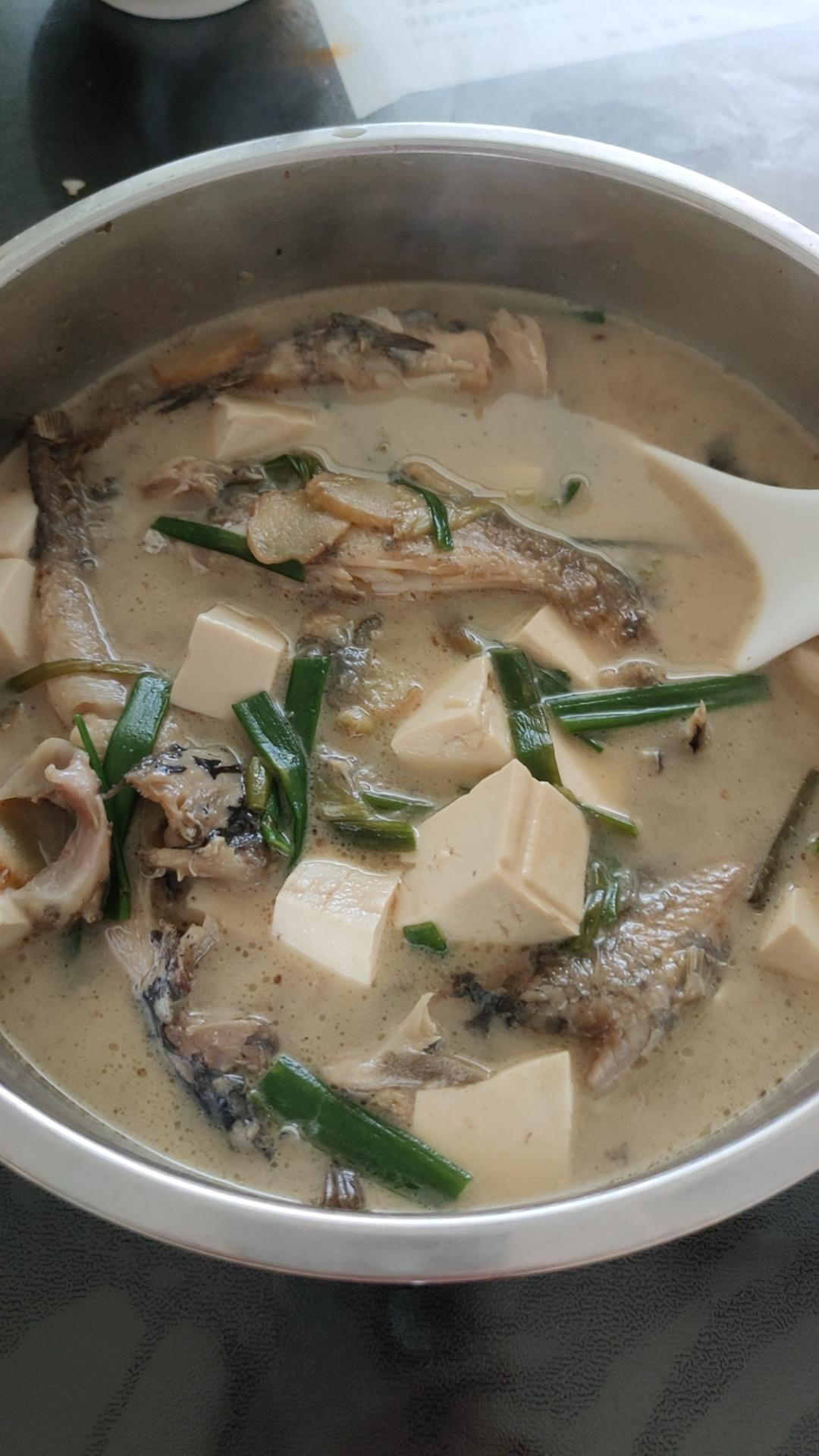 黄骨鱼炖豆腐