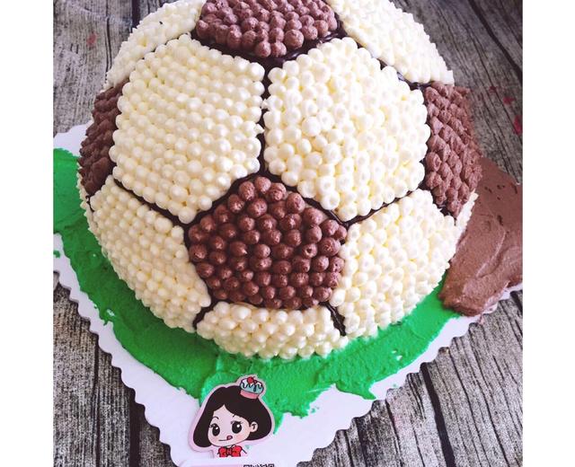 足球蛋糕的做法