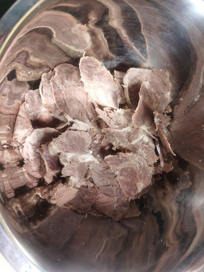 凉拌牛肉