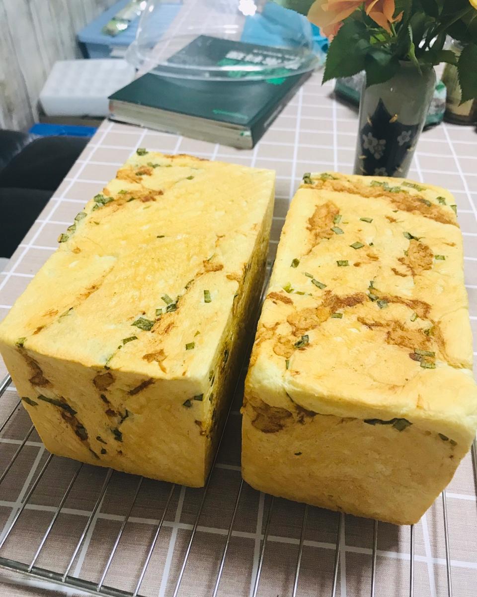 香葱肉松手撕吐司