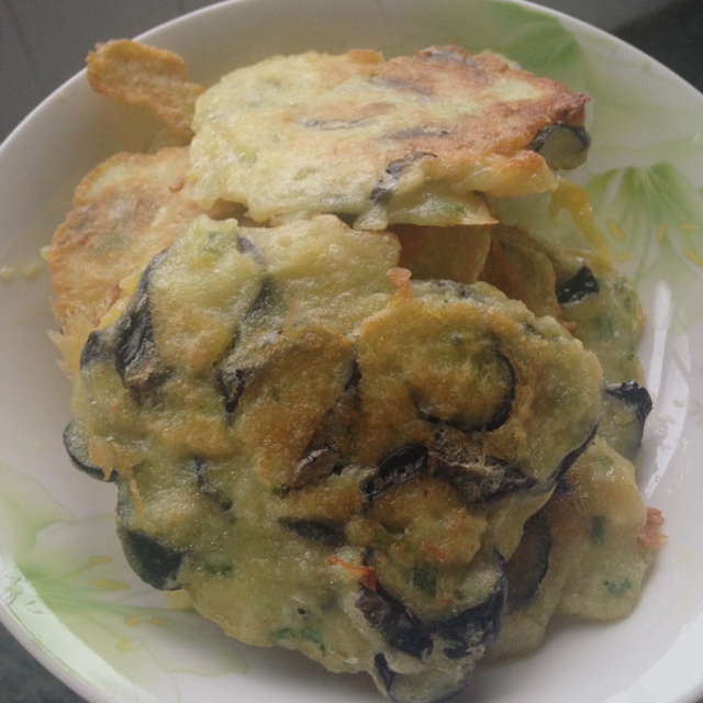 一苇之城做的茄子面糊饼