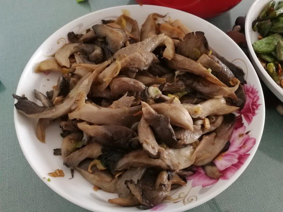 简单炒蘑菇