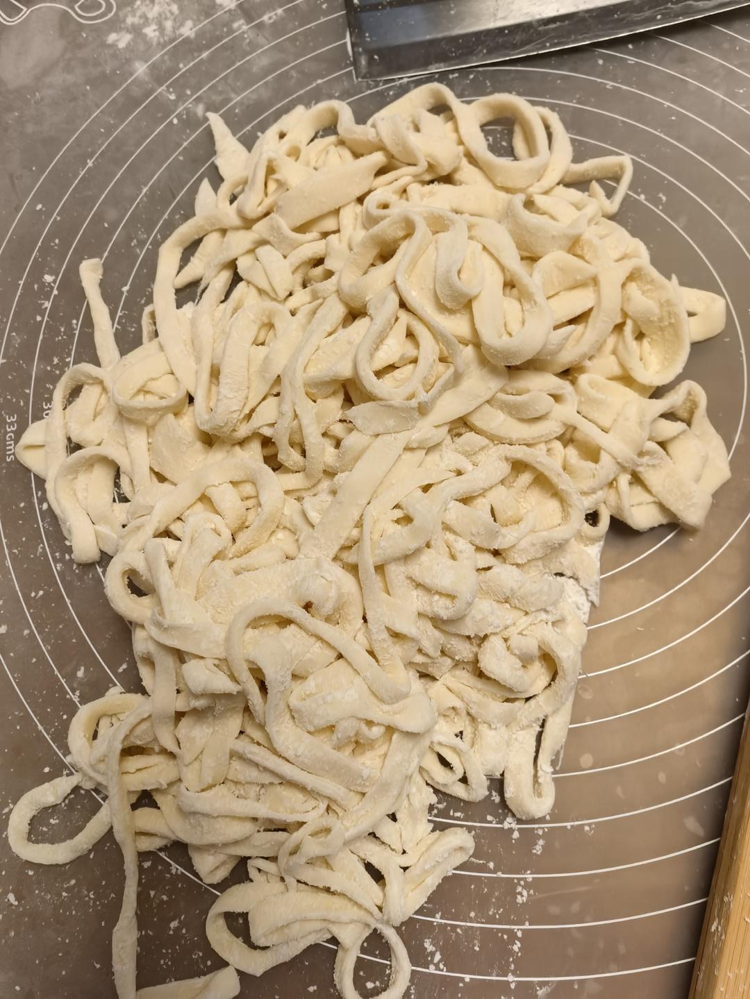 鸡蛋手擀面