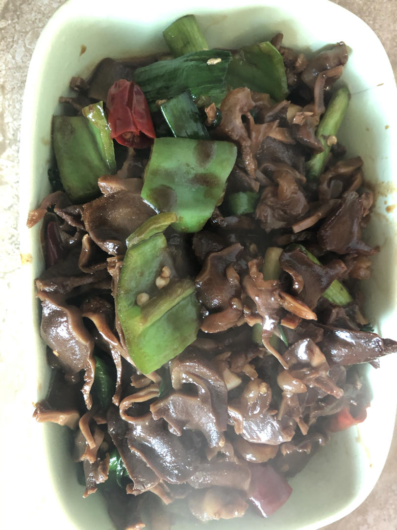 爆炒鸡胗