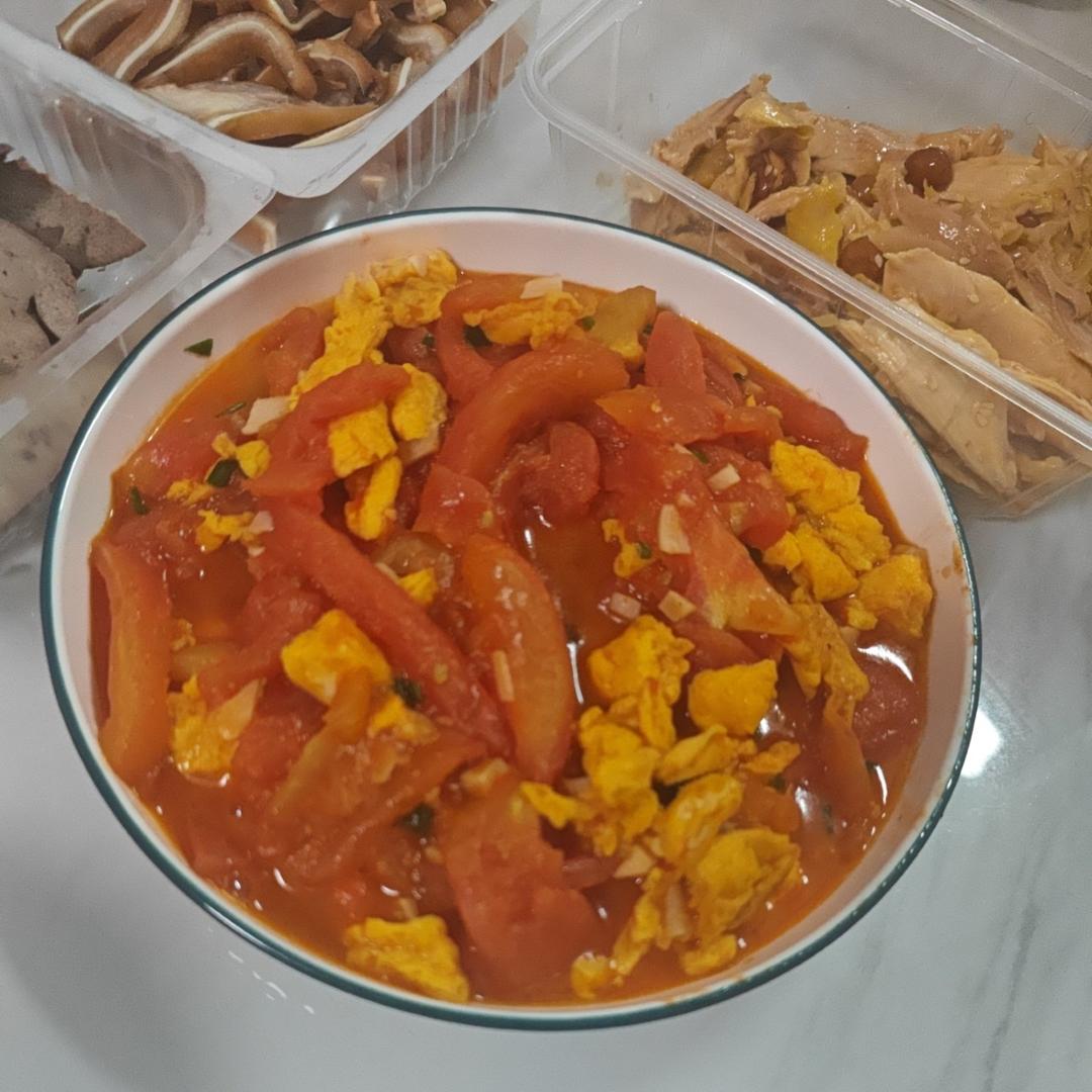 番茄炒鸡蛋（超浓的番茄味）