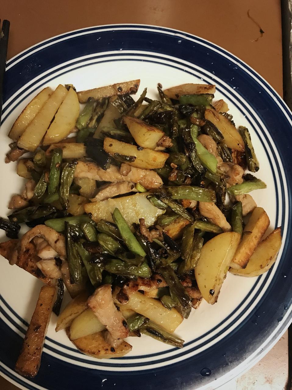 干煸豆角土豆