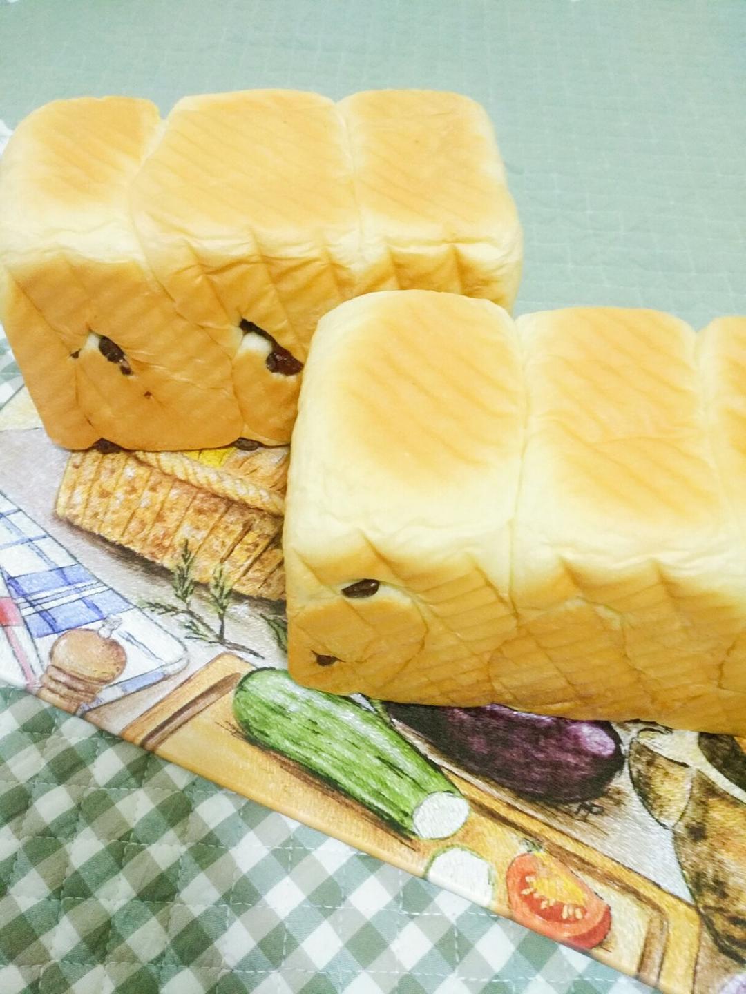奶油蜜豆小吐司
