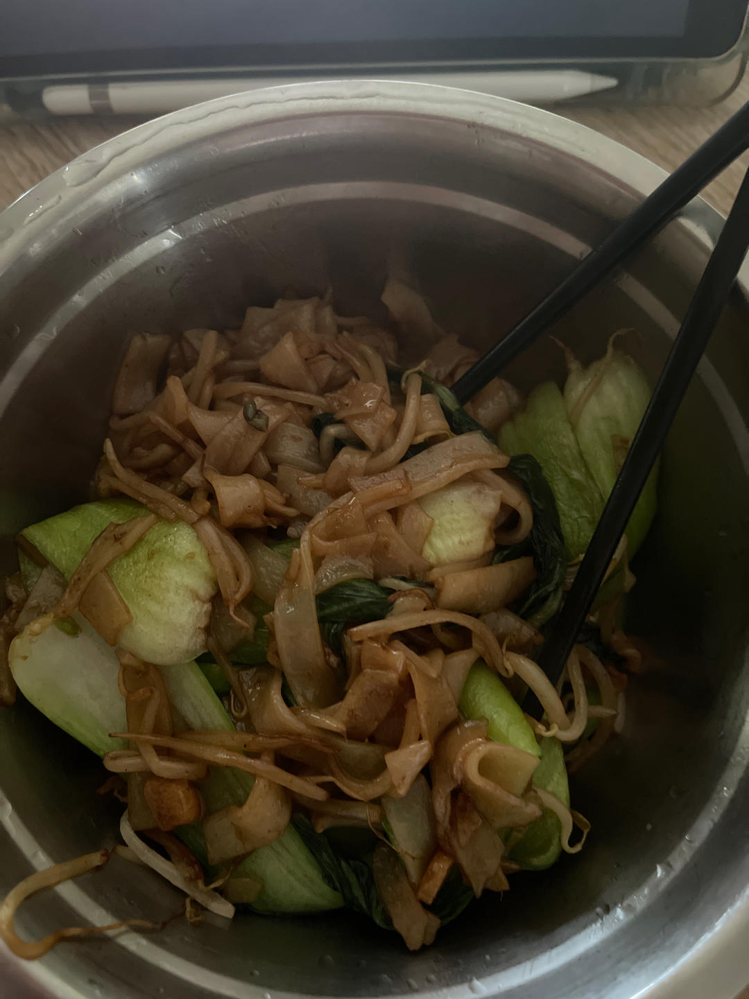 路边摊的炒河粉