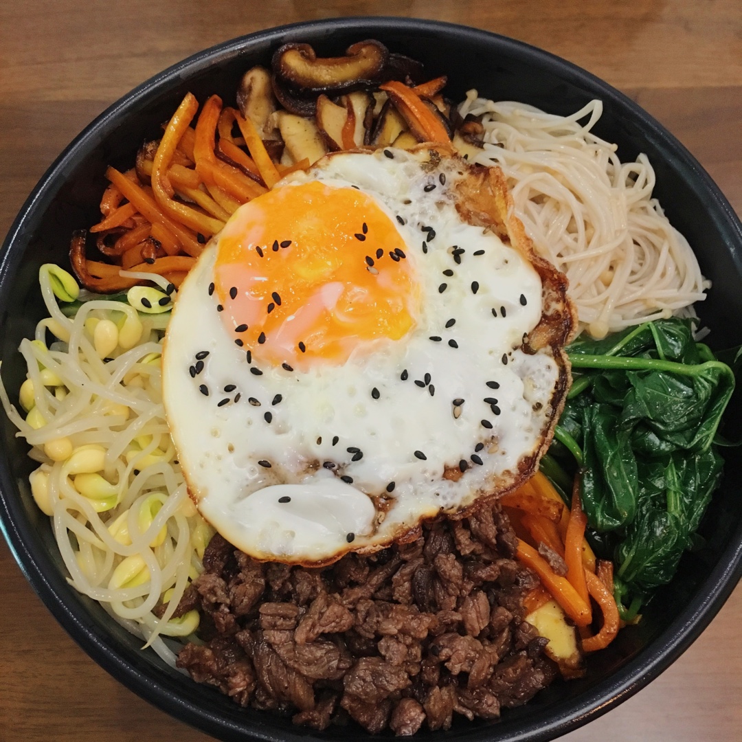 下得厨房的大碗碗做的石锅拌饭