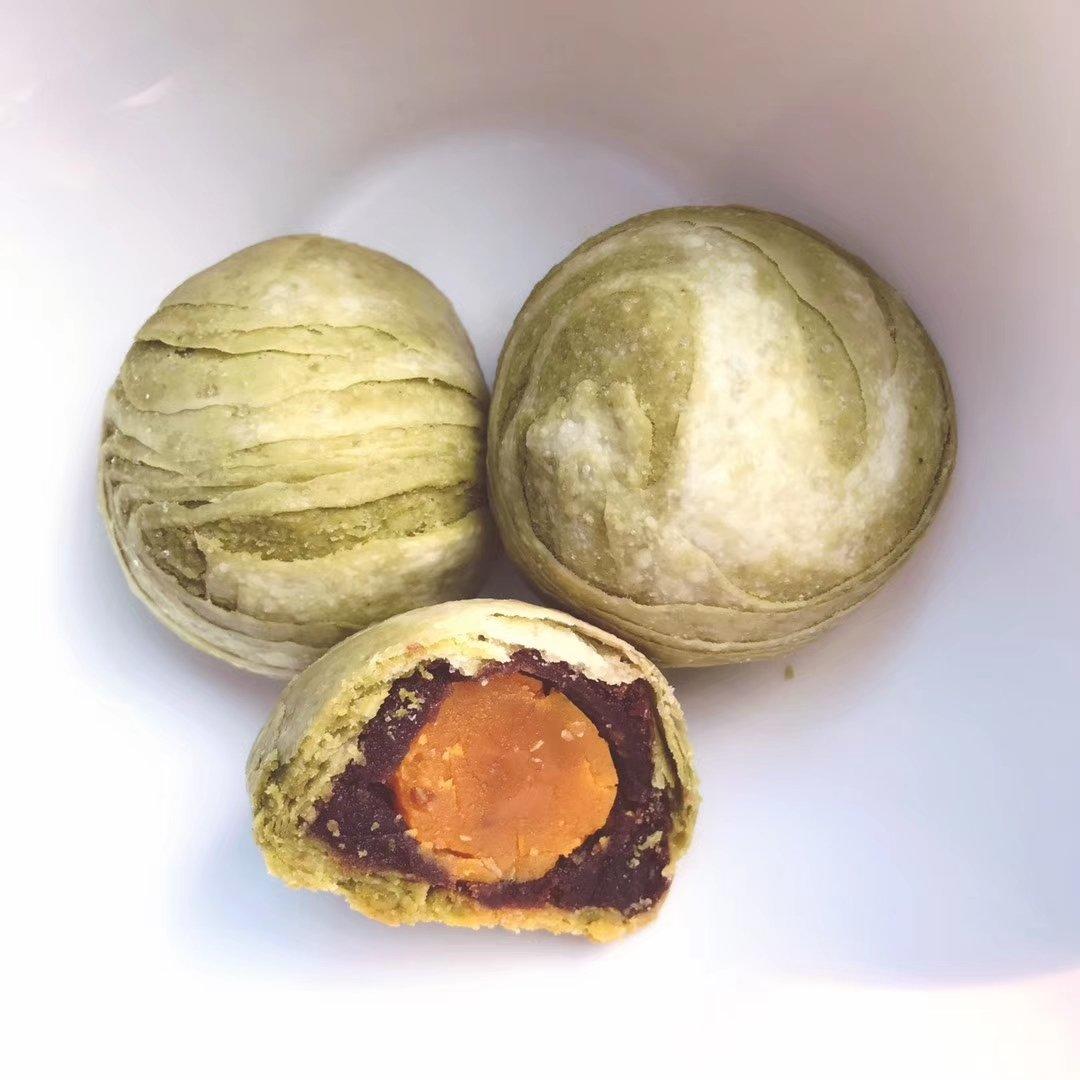 抹茶蛋黄酥