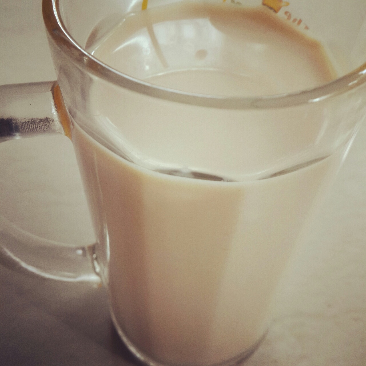 浓浓的锅煮奶茶