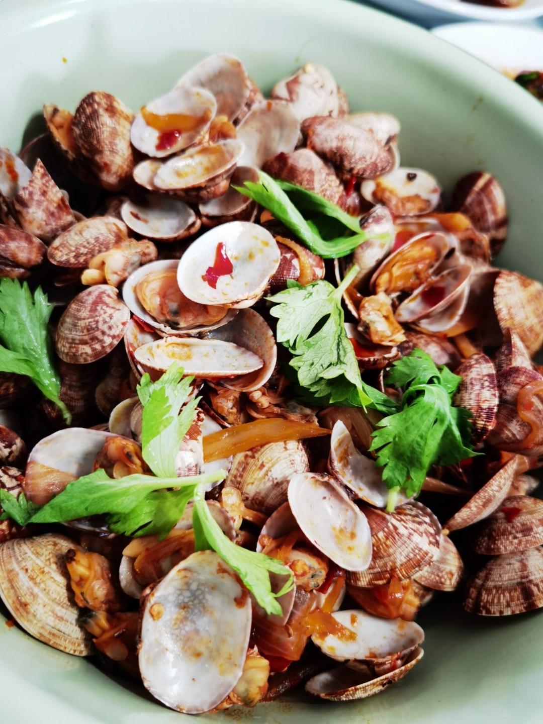 厨师长教你：“香辣花甲”的家常做法，好吃的停不下来