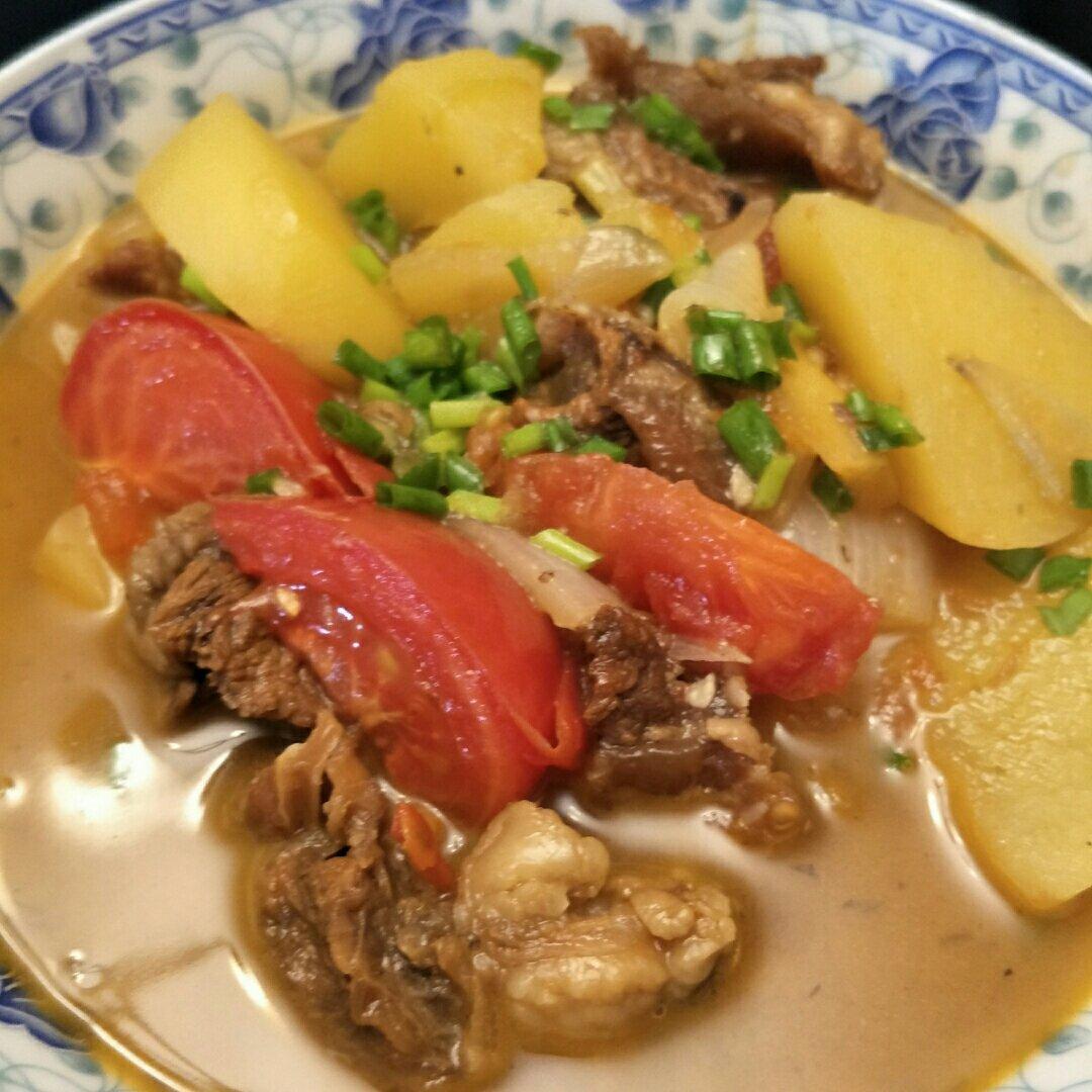 番茄土豆炖牛腩
