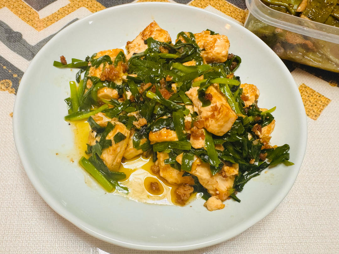 超简单的韭菜豆腐