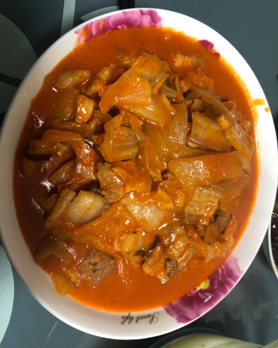 辣白菜炒五花肉