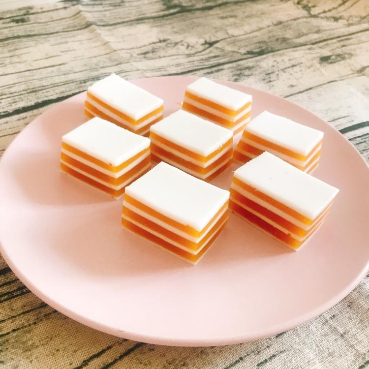 芒果椰汁千层糕