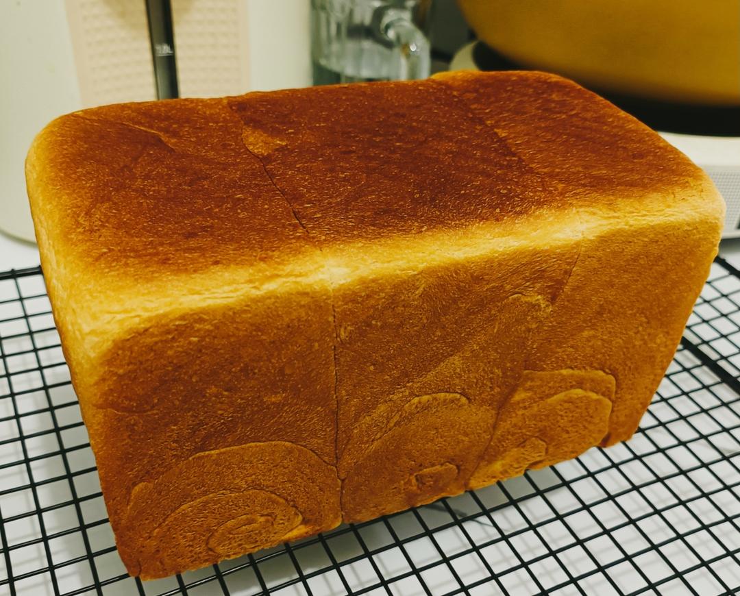 吐司，奶香手撕面包，超级香浓