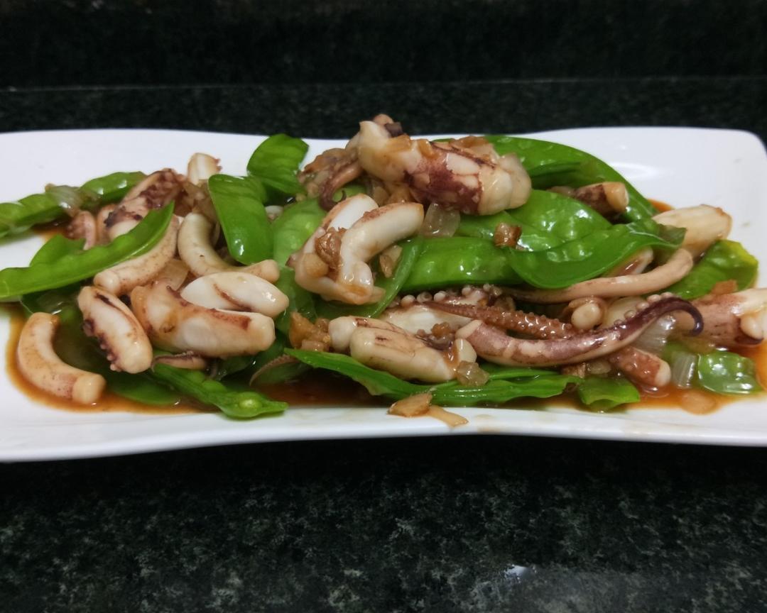 沙姜蚝油爆炒墨鱼爪的做法