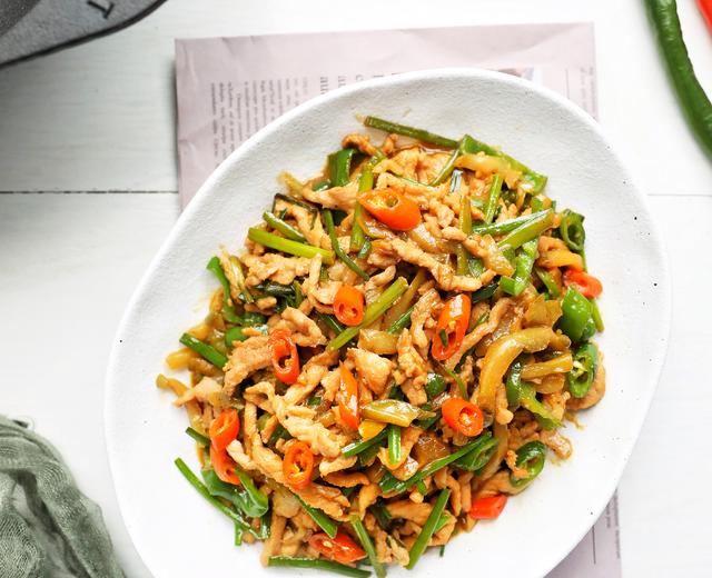 超下饭的好菜👉榨菜炒肉丝✊怒吃三碗饭的做法