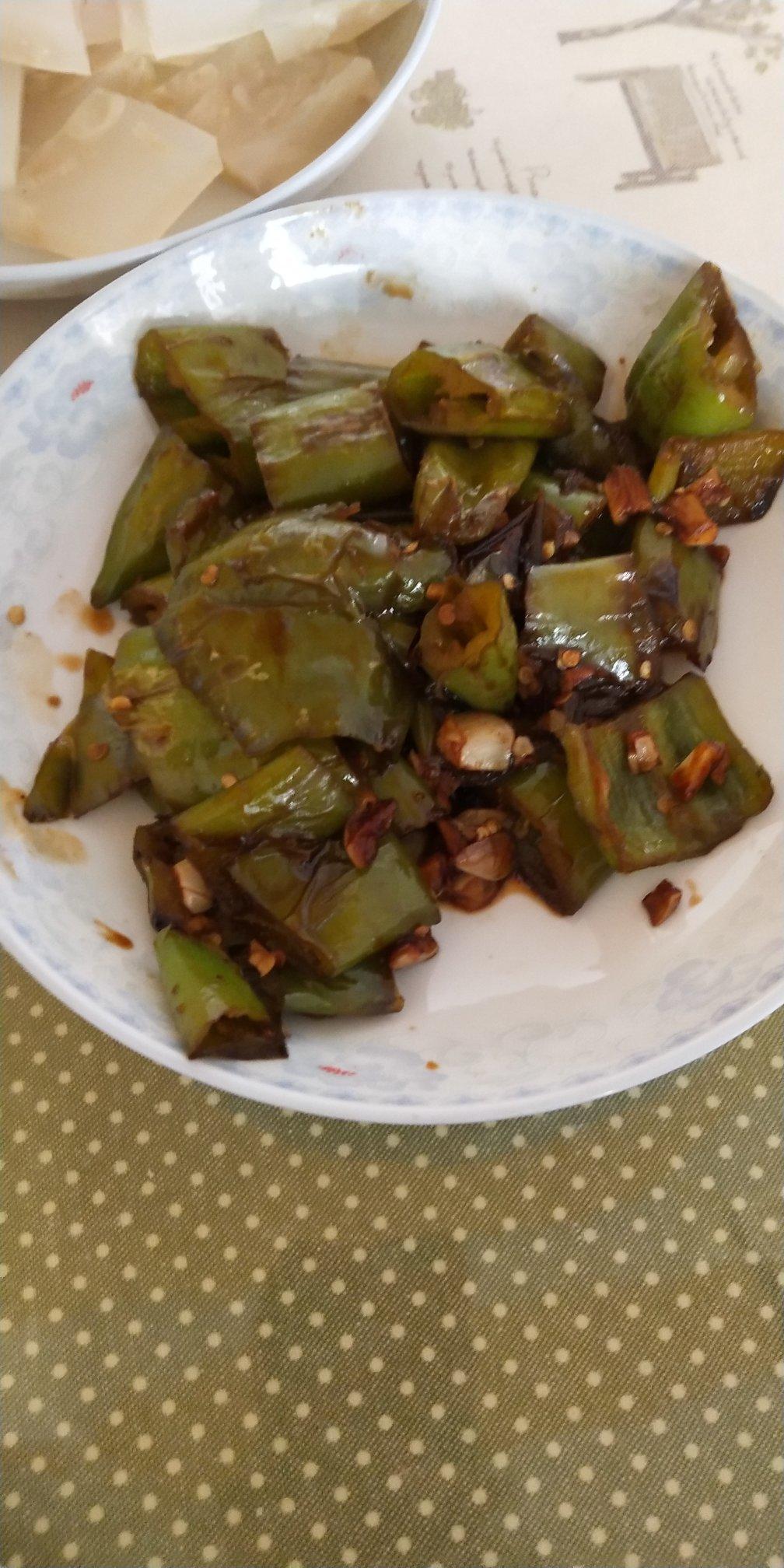 快手菜：虎皮尖椒