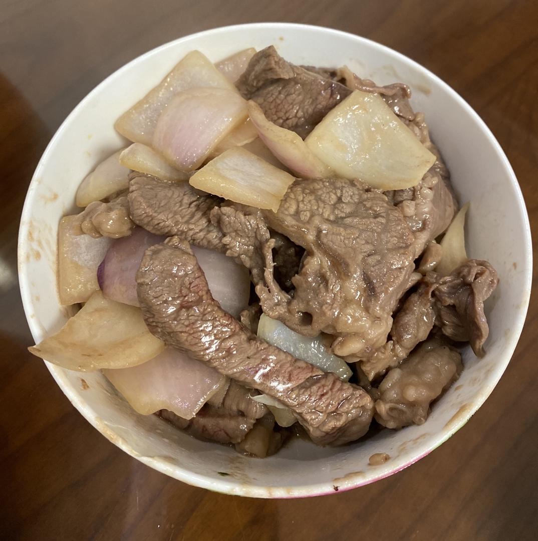 洋葱炒牛肉