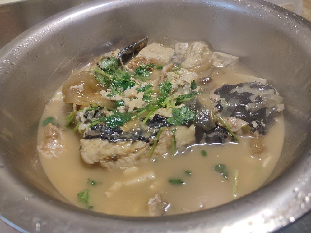 家常炖清江鱼