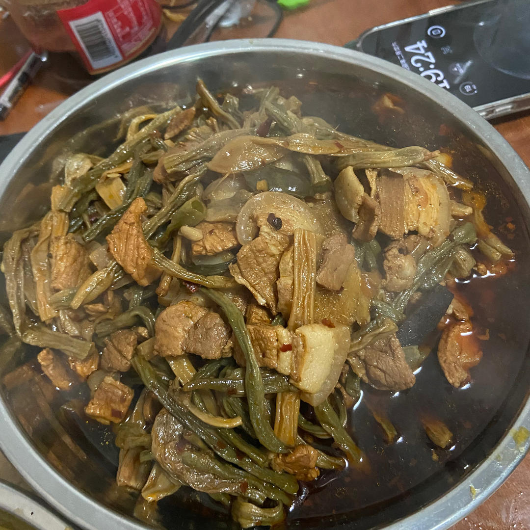 五花肉焖豆角干