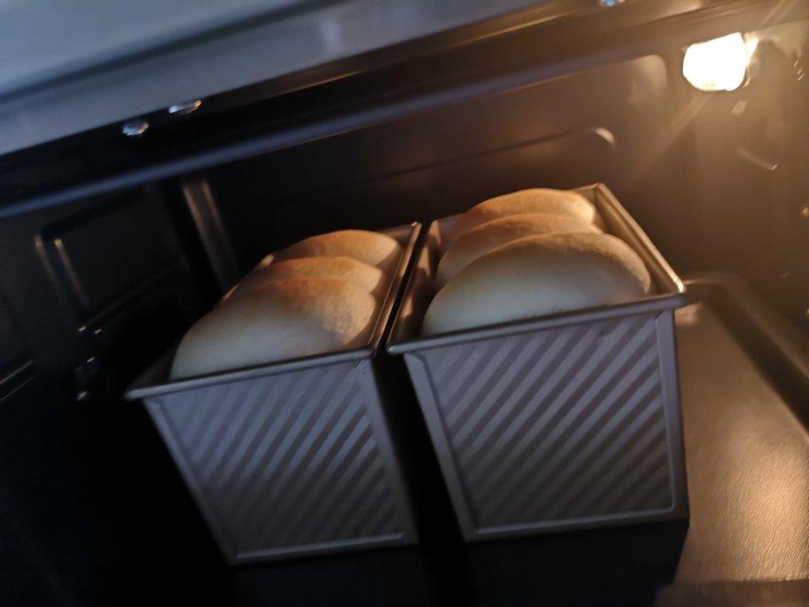 超润的酸奶吐司