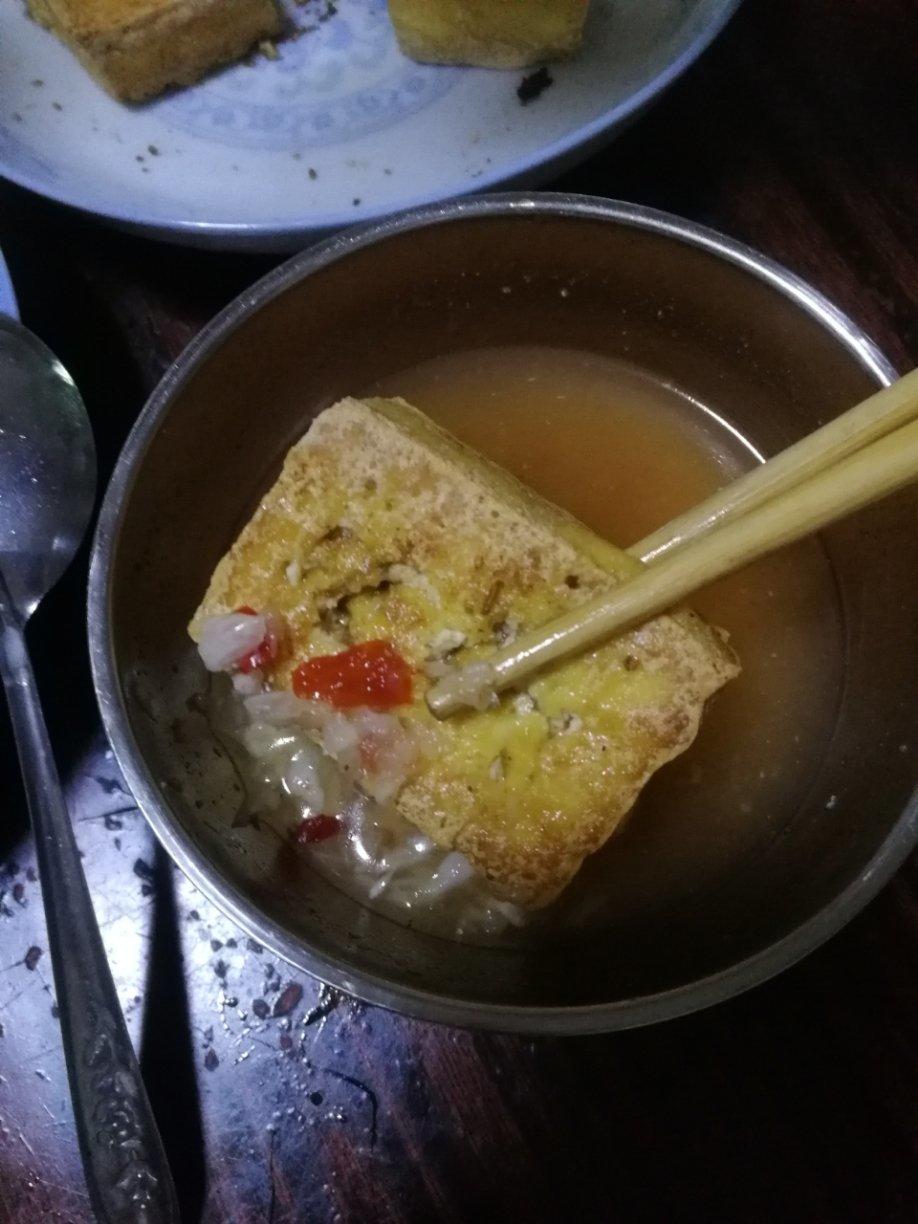 假装路边摊臭豆腐