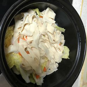 无肉版白菜豆腐的做法 步骤3