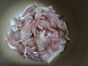 姬松茸花胶炖瘦肉的做法 步骤3