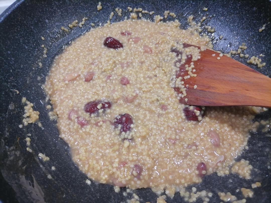 糗糕（大黄米糕）